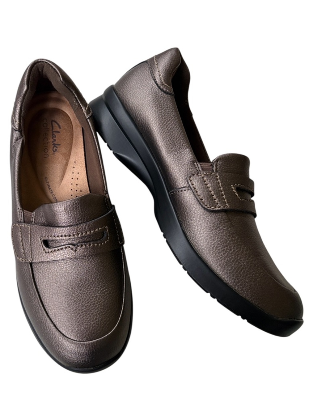 Like New Clarks Leather Ellowyn Penny Loafers Bronze Size 8